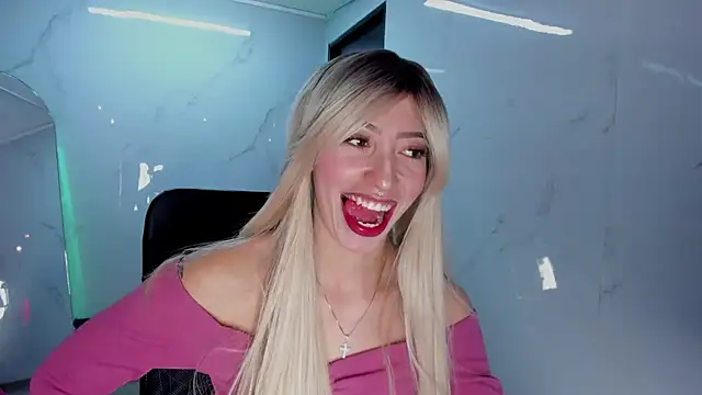 LilithCooperr  online show from September 27, 2025, 7:41 pm