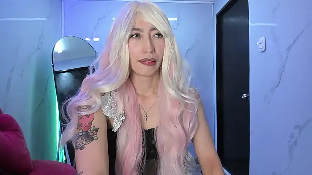 LilithCooperr  online show from January 18, 2026, 12:36 am