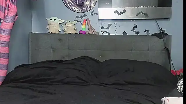 AmazonianMistress online show from November 19, 2025, 8:53 pm