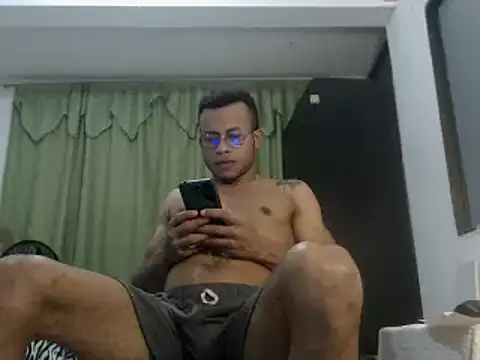 grandominantex1 online show from February 10, 2025, 1:57 am