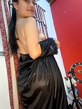 Snapshot of littlemelii chatting on December 29, 2024, 7:50 am littlemelii online show from December 29, 2024, 7:50 am