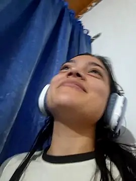 Snapshot of littlemelii chatting on January 15, 2025, 12:09 am littlemelii online show from January 15, 2025, 12:09 am