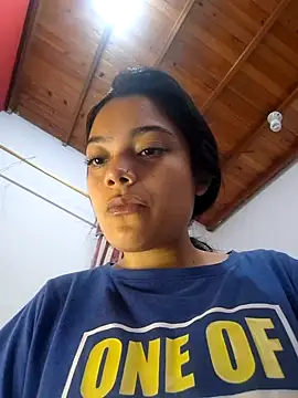 Snapshot of littlemelii chatting on March 22, 2025, 4:26 pm littlemelii online show from March 22, 2025, 4:26 pm