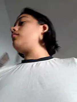 Snapshot of littlemelii chatting on February 8, 2026, 8:12 pm littlemelii online show from February 8, 2026, 8:12 pm