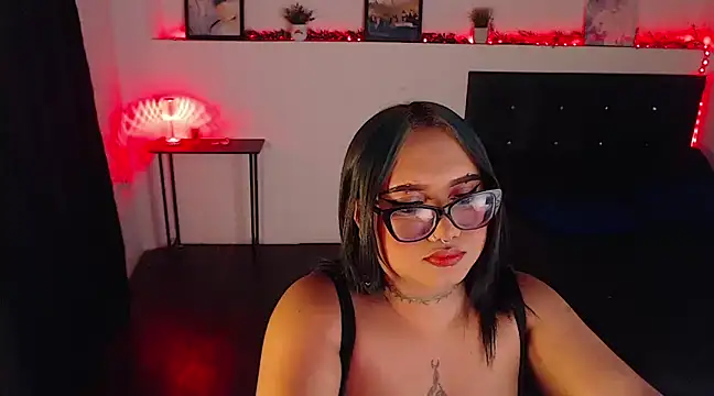 LiaScarlett online show from December 31, 2024, 5:33 am