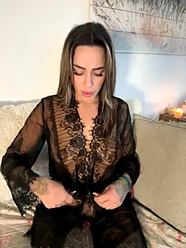 Alisa-Marie online show from November 16, 2025, 11:05 am