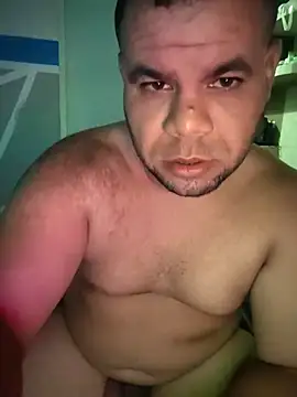Snapshot of Evert_hairyboy chatting on June 2, 2026, 3:19 am Evert hairyboy online show from June 2, 2026, 3:19 am