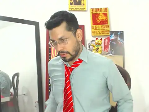 Snapshot of MikeRiverx chatting on April 3, 2026, 11:47 pm MikeRiverx online show from April 3, 2026, 11:47 pm