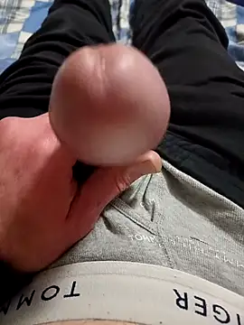 Snapshot of Andrei3118 chatting on November 11, 2025, 8:53 pm Andrei3118 online show from November 11, 2025, 8:53 pm