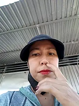 2HotAsain4u online show from February 21, 2025, 1:55 am