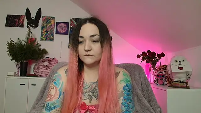 PinkHurricaneOfficial online show from April 2, 2026, 2:58 pm