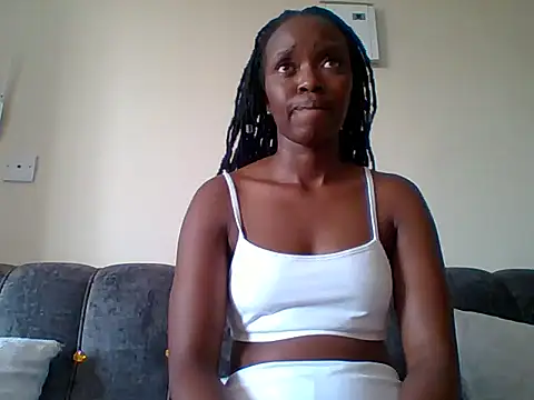 sexy darleen23 online show from February 28, 2025, 8:09 am