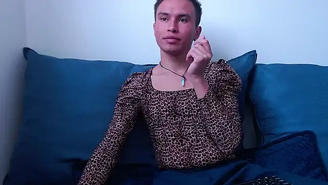 Snapshot of charlie_francis_quinzel chatting on November 19, 2025, 5:13 pm charlie francis quinzel online show from November 19, 2025, 5:13 pm