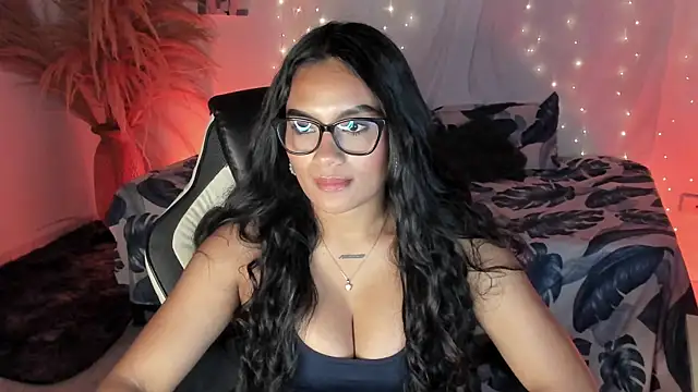 Riana Kean online show from April 11, 2026, 7:45 am