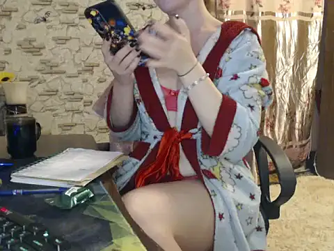  Kitti  online show from December 19, 2024, 10:10 pm