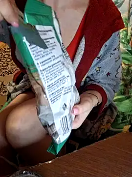  Kitti  online show from March 2, 2025, 5:58 pm