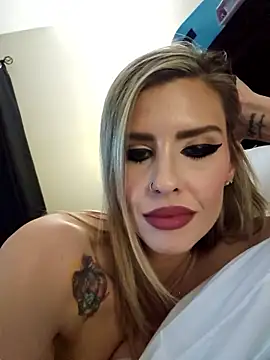 ellieconradxo online show from May 30, 2026, 4:09 am