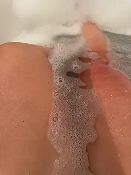 parismira online show from December 13, 2024, 1:01 pm