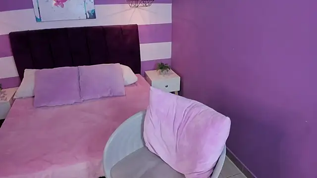 Alli cooper online show from January 10, 2025, 8:15 pm