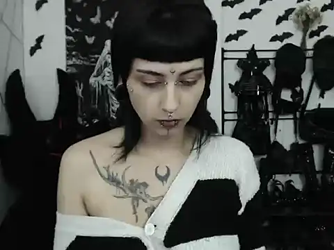 Snapshot of n0sferatus__ chatting on April 30, 2026, 3:13 am n0sferatus online show from April 30, 2026, 3:13 am