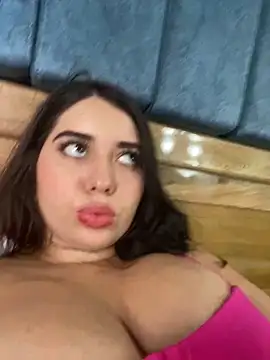 Tara  Sexy online show from December 3, 2024, 9:01 pm