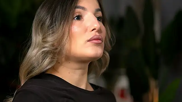 KellyMathews online show from February 27, 2026, 2:55 am