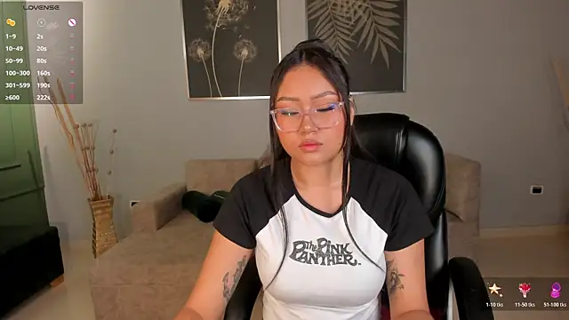 AmberLewis  online show from October 24, 2025, 3:14 am