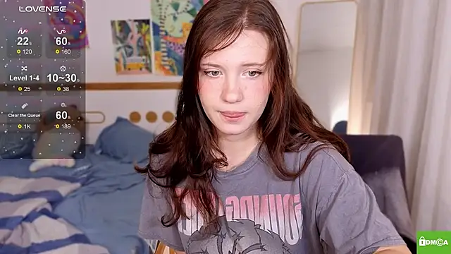 HanahCute online show from November 15, 2025, 12:30 am