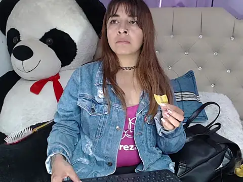 Snapshot of ameliefederline11 chatting on December 22, 2025, 4:04 pm ameliefederline11 online show from December 22, 2025, 4:04 pm