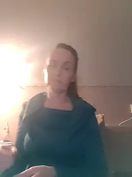 Evelina cute online show from November 22, 2025, 5:56 pm