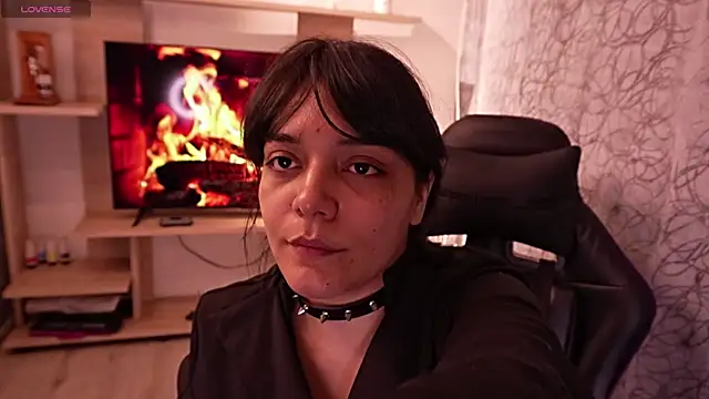 AmberGreyy  online show from April 2, 2026, 5:43 pm