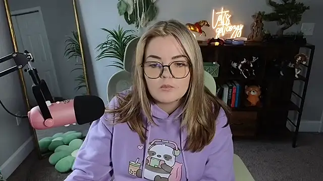 Snapshot of rodeobrii chatting on October 18, 2025, 4:19 pm rodeobrii online show from October 18, 2025, 4:19 pm