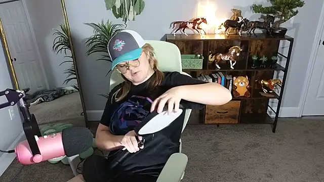 Snapshot of rodeobrii chatting on November 4, 2025, 3:16 am rodeobrii online show from November 4, 2025, 3:16 am