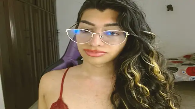 engielphoenis14 online show from September 20, 2025, 11:28 pm