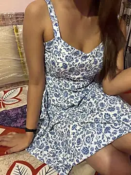 Alina Khann online show from January 8, 2026, 2:41 pm