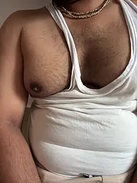 Snapshot of dick69lil chatting on May 3, 2026, 8:42 am dick69lil online show from May 3, 2026, 8:42 am