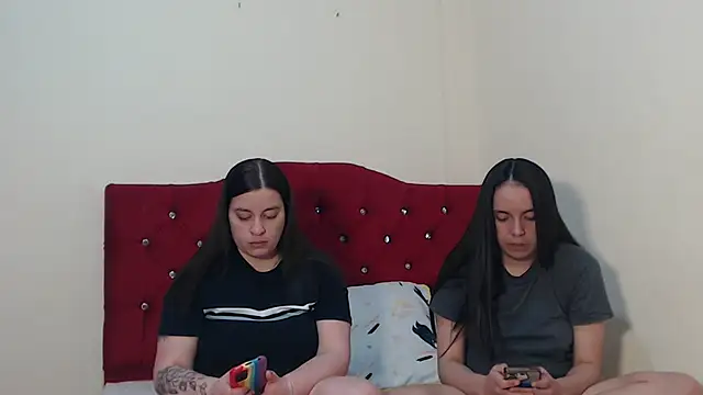 Snapshot of Lola_barbara chatting on October 13, 2025, 12:38 pm Lola barbara online show from October 13, 2025, 12:38 pm