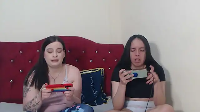 Snapshot of Lola_barbara chatting on October 20, 2025, 9:59 pm Lola barbara online show from October 20, 2025, 9:59 pm