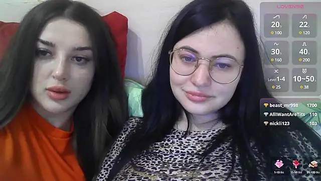 German Eva online show from March 16, 2025, 4:01 pm