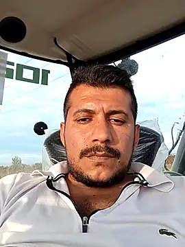 Snapshot of Adana1994 chatting on November 1, 2025, 1:46 pm Adana1994 online show from November 1, 2025, 1:46 pm