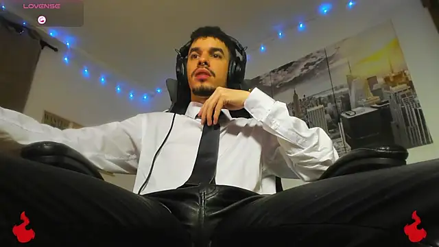 BRAYHAMBROWN online show from September 30, 2025, 12:59 am