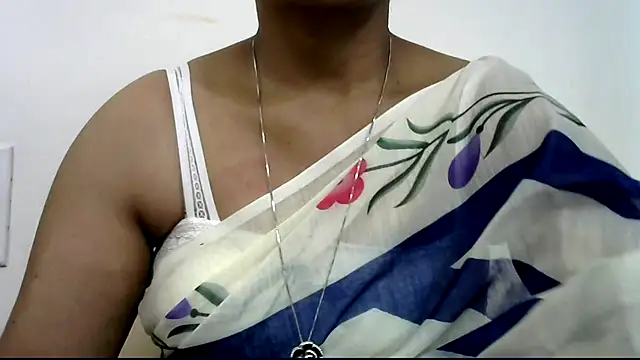 rashmika reddy online show from September 10, 2025, 4:23 am