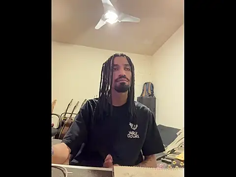 hotcamboy420 online show from September 10, 2025, 5:07 am