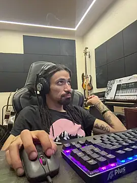 hotcamboy420 online show from March 27, 2026, 3:01 am