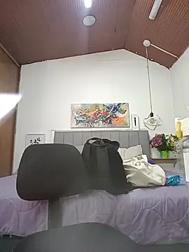 karlamorris  online show from January 7, 2026, 1:46 pm