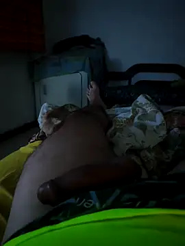 Snapshot of italovene chatting on March 24, 2026, 4:39 am italovene online show from March 24, 2026, 4:39 am