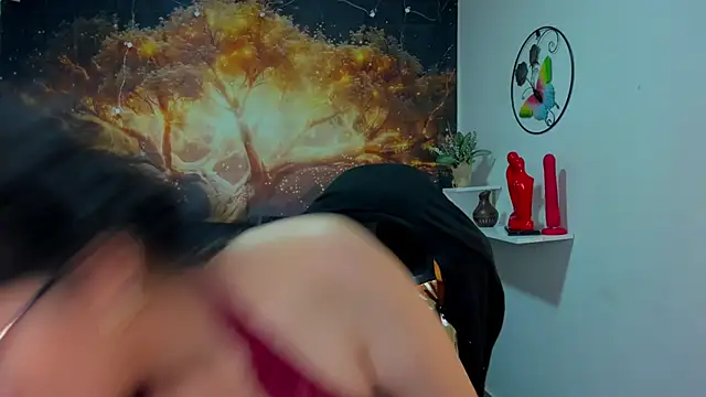 Lust Mom41 online show from December 15, 2024, 8:36 pm