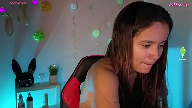 mia sweetdc online show from September 21, 2025, 5:25 pm