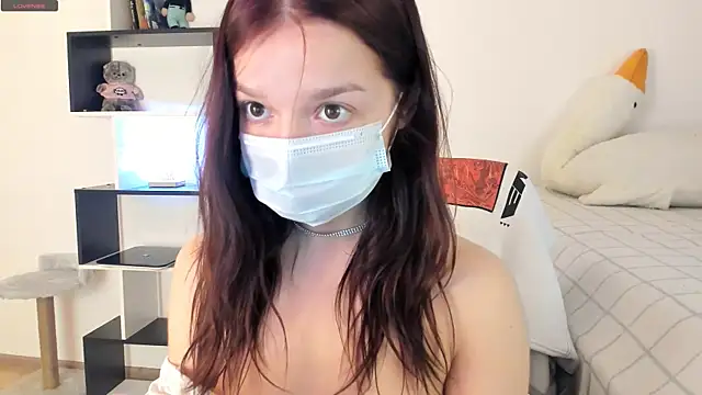 crystal lilith online show from March 14, 2025, 5:27 am