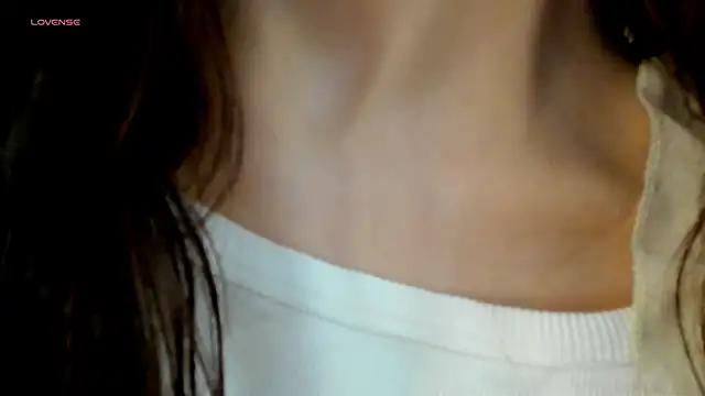 Snapshot of crystal_lilith chatting on July 9, 2026, 8:46 pm crystal lilith online show from July 9, 2026, 8:46 pm